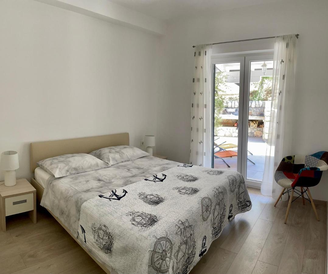 Apartments Dona Cres Bagian luar foto