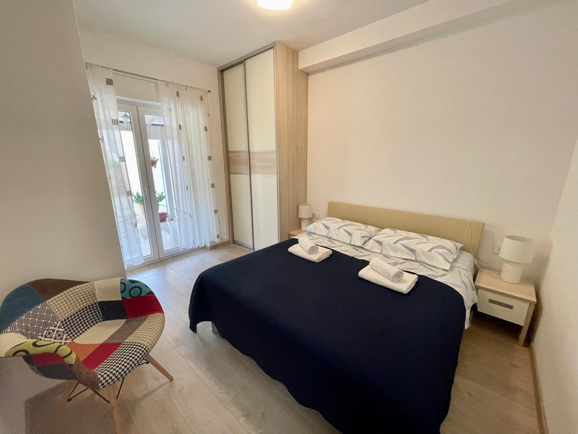 Apartments Dona Cres Bagian luar foto