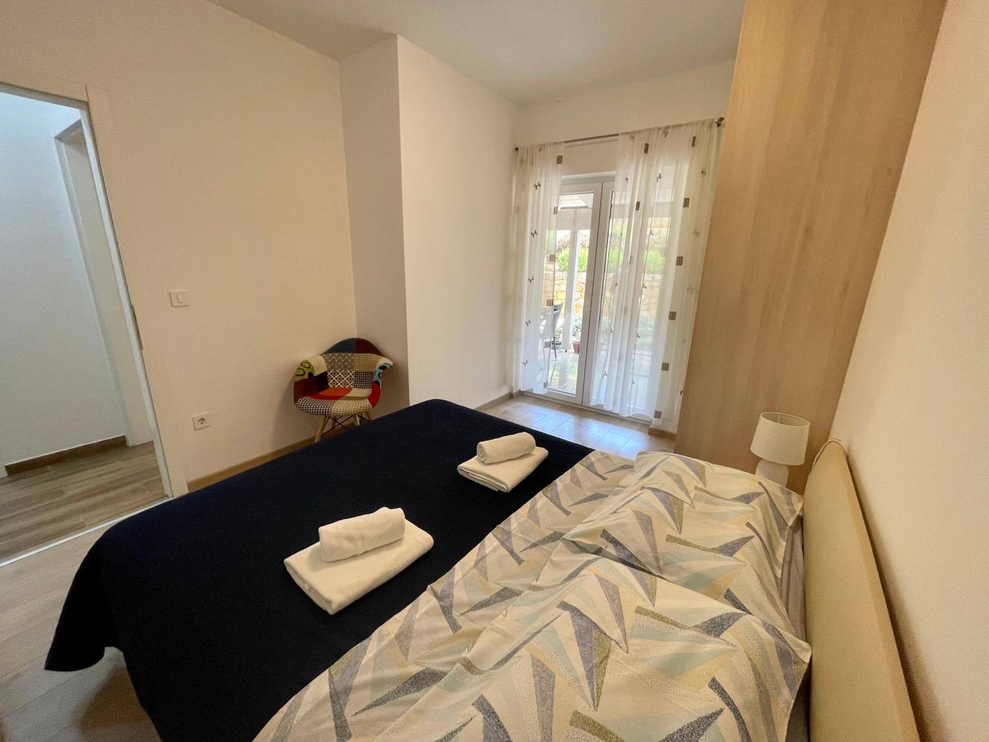 Apartments Dona Cres Bagian luar foto