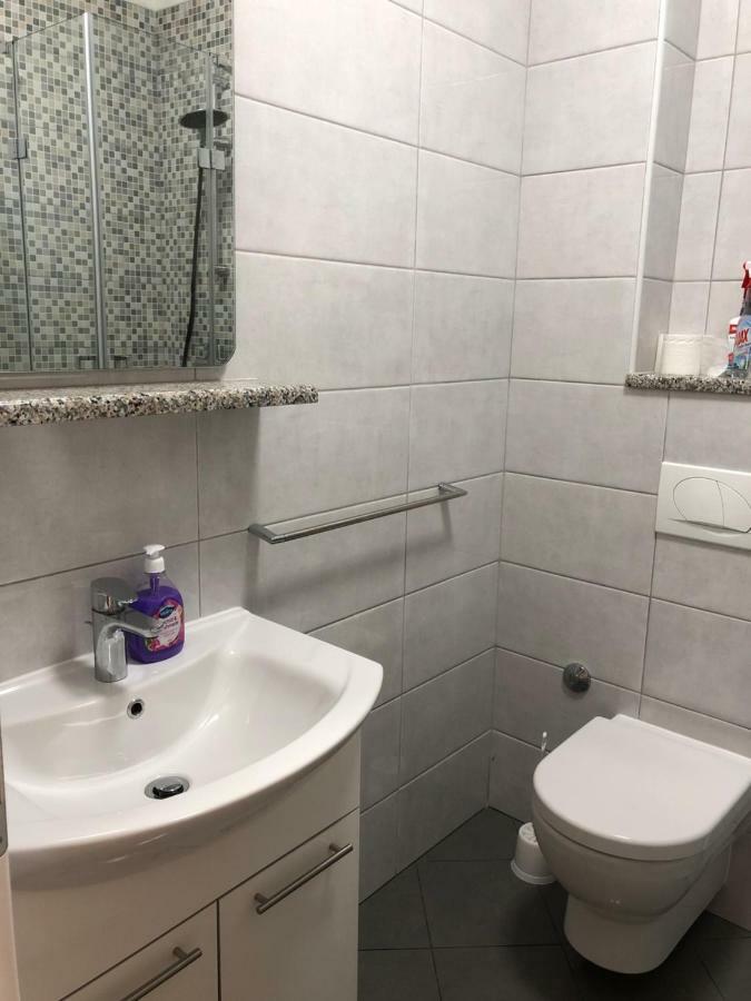 Apartments Dona Cres Bagian luar foto